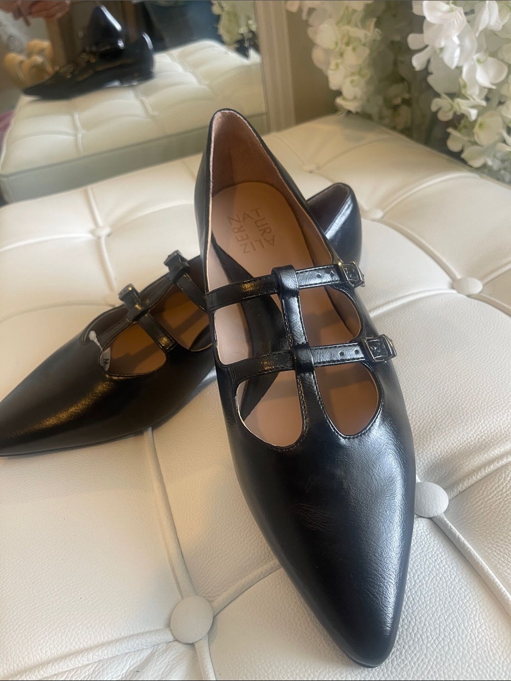 Naturalizer Black Double T-Strap Pointed Flats